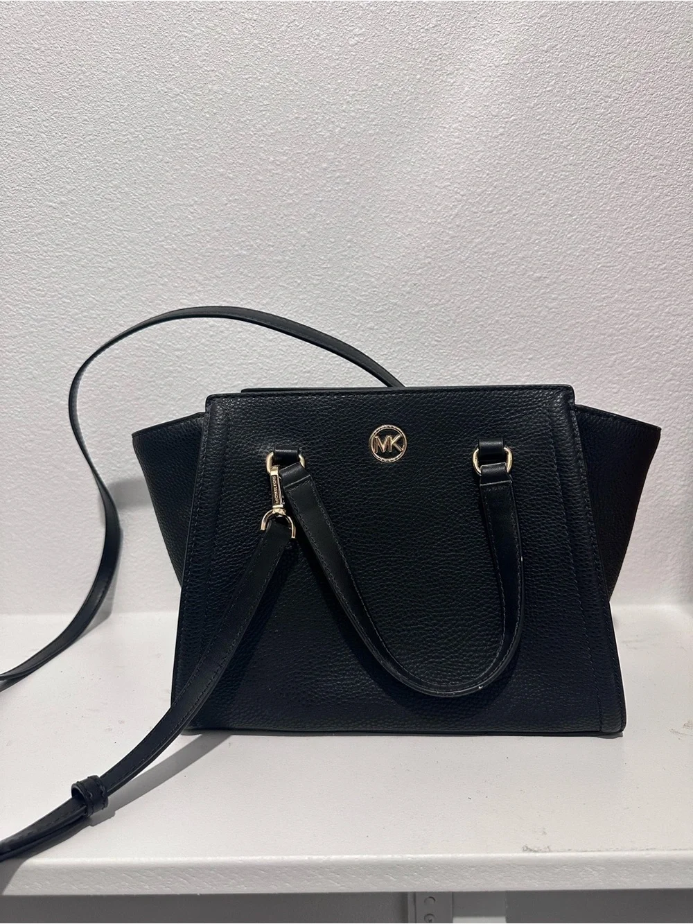 Michael Kors Black Pebbled Satchel with Gold Accent MK Logo - Picture 2 of 4